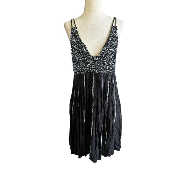 Free People Charcoal Sequins V-neck Mini Dress Women's Size Medium | 74-31-3 - Picture 1 of 8